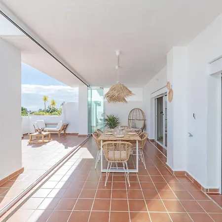 Ground Floor Met Jacuzzi Apartment Estepona