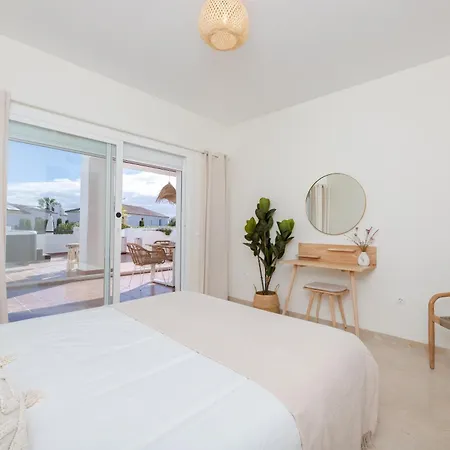 Ground Floor Met Jacuzzi * Estepona